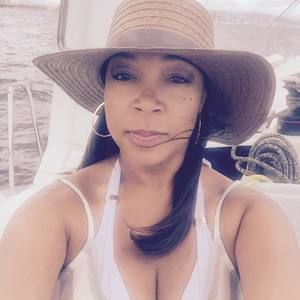 Meet your Posher, Tanya